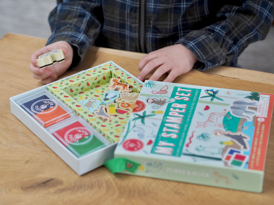 48P6033 Jungle Stamper Set