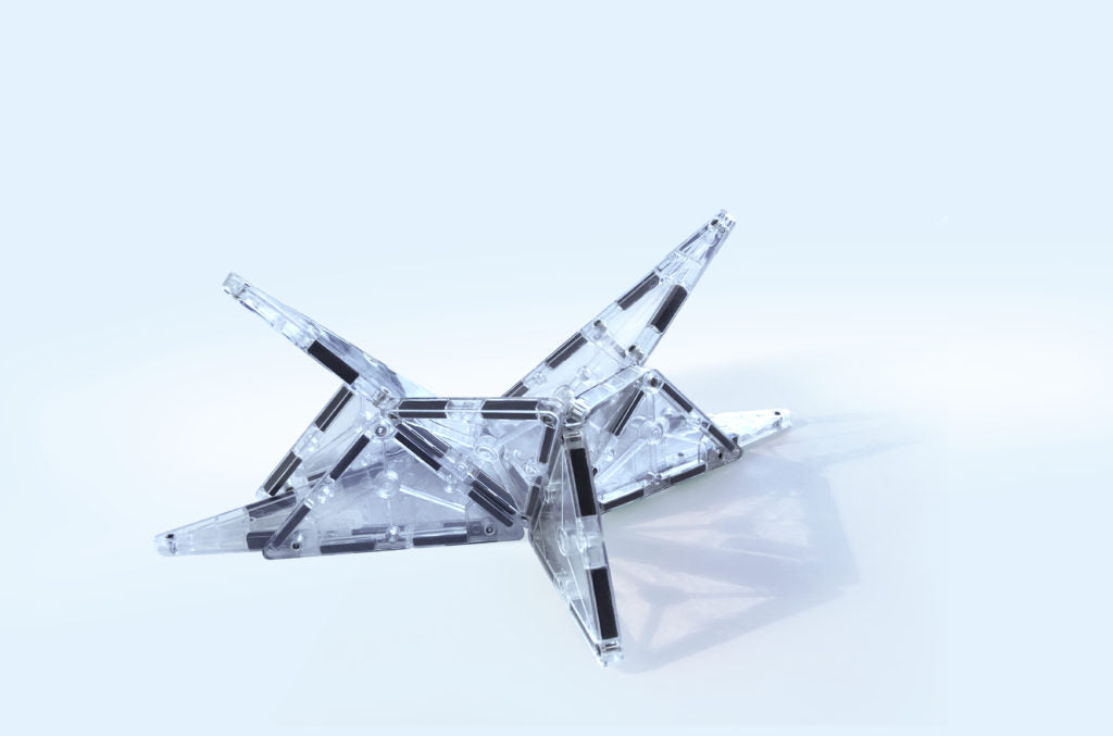 18716 - MAGNA-TILES® ICE 16 Piece Set - UITLOPEND - LAATSTE VOORRAAD